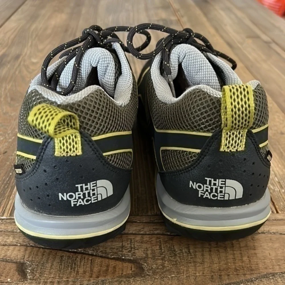 The North Face Gore Tex Low Top Gray Green Hiking Shoes  Size 9.5